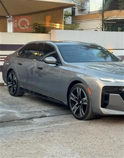 بي ام دبليو الفئة 7